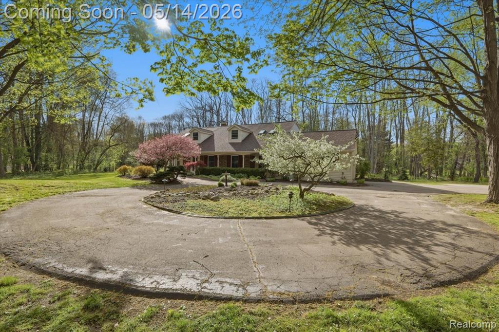 8765 Clement Road Clarkston, MI 48346 - Photo 3 of 69 Gallery Image 3