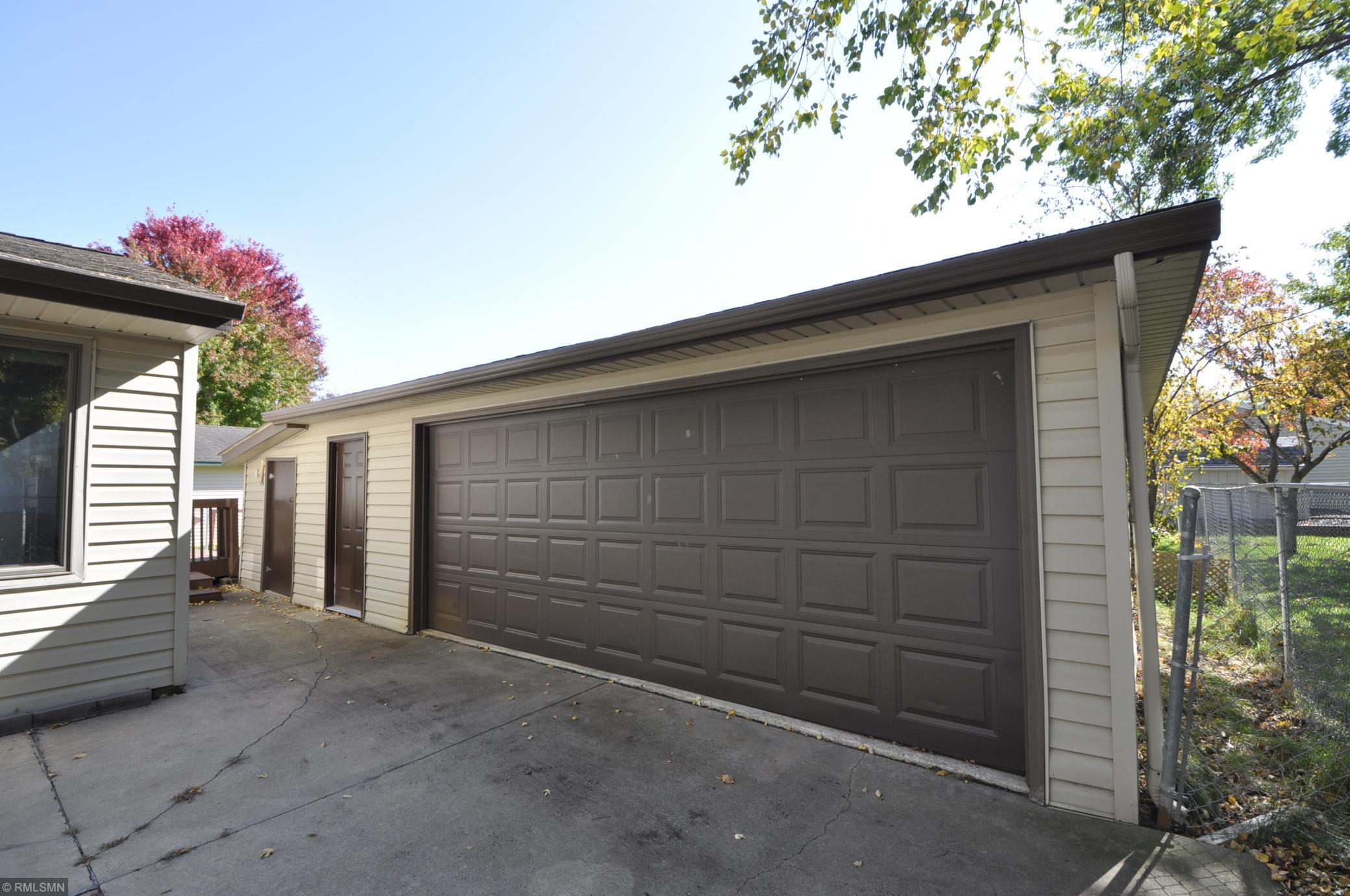954 17th Street Southeast Rochester, MN 55904 - Photo 22 of 25 Gallery Image 22