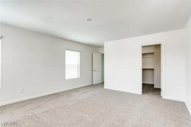 $2,050 | 6828 Majestic Palm Drive, Las Vegas, NV 89122