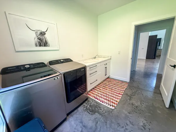 $1,325,000 | 26085 Frank Hill Road, Winona, MN 55987