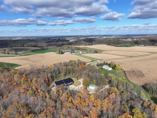 $1,325,000 | 26085 Frank Hill Road, Winona, MN 55987