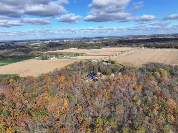$1,325,000 | 26085 Frank Hill Road, Winona, MN 55987
