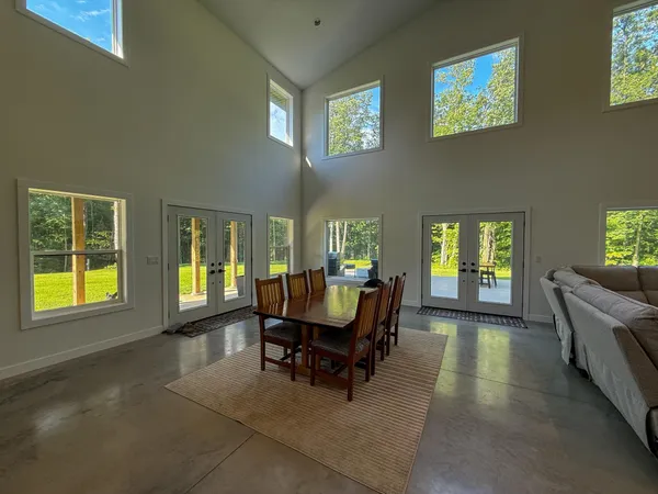 $1,325,000 | 26085 Frank Hill Road, Winona, MN 55987