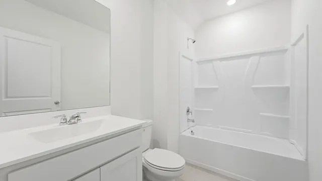 $2,700 | 10761 Northwest Everbreeze Dr Port, Port St. Lucie, FL 34987