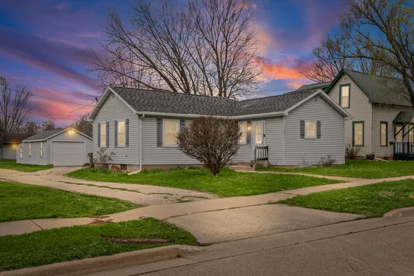 $215,000 | 708 Kent Street, Sparta, WI 54656