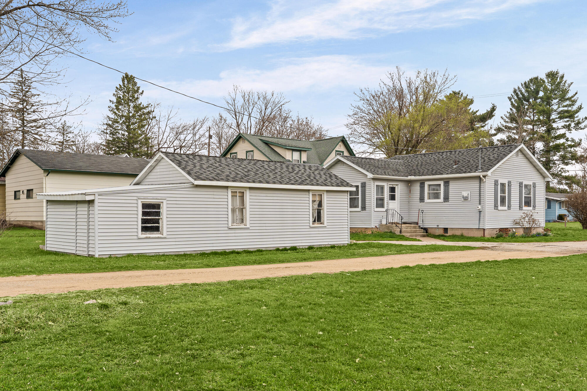 708 Kent Street Sparta, WI 54656 - Photo 19 of 21 Back of House