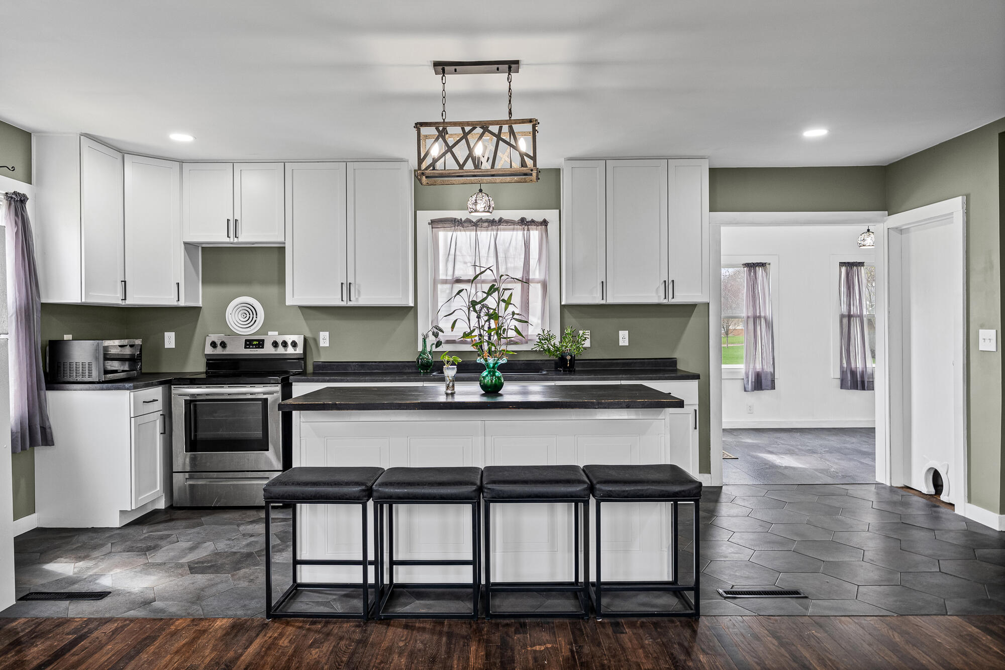 708 Kent Street Sparta, WI 54656 - Photo 4 of 21 Kitchen