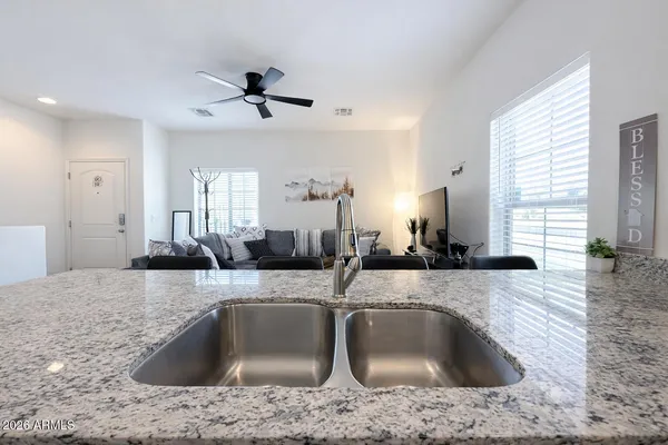 $1,995 | 854 South San Marcos Drive, Unit 10B, Apache Junction, AZ 85120