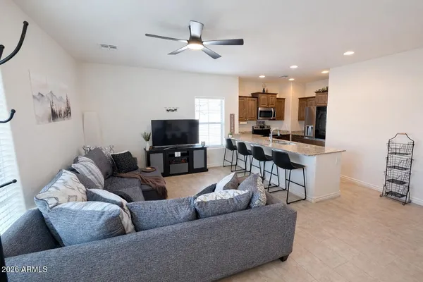 $1,995 | 854 South San Marcos Drive, Unit 10B, Apache Junction, AZ 85120