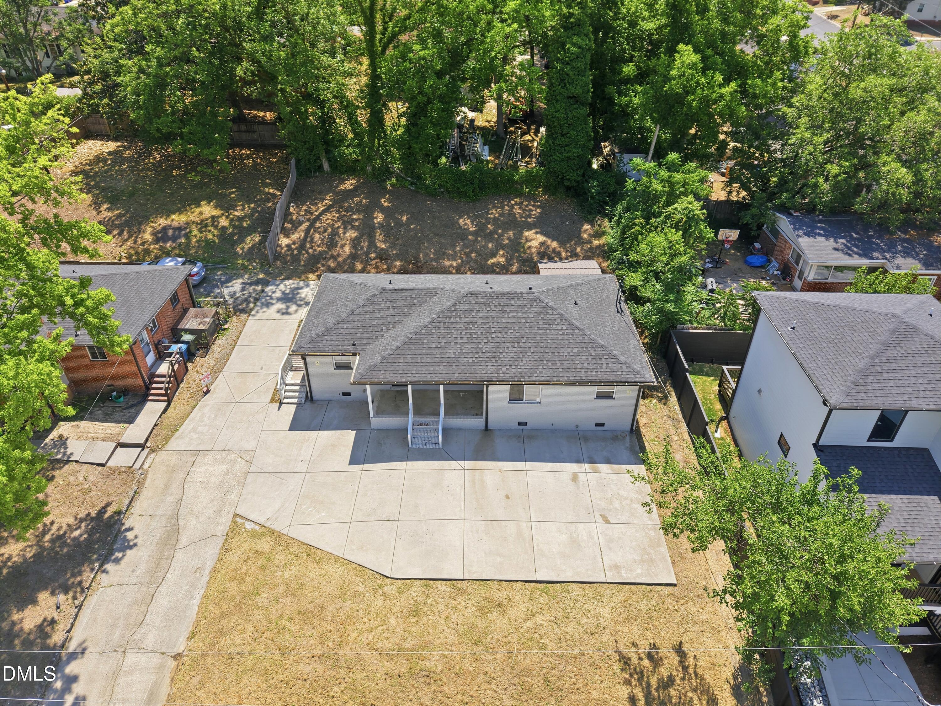 1007 Grant Street Durham, NC 27701 - Photo 5 of 45