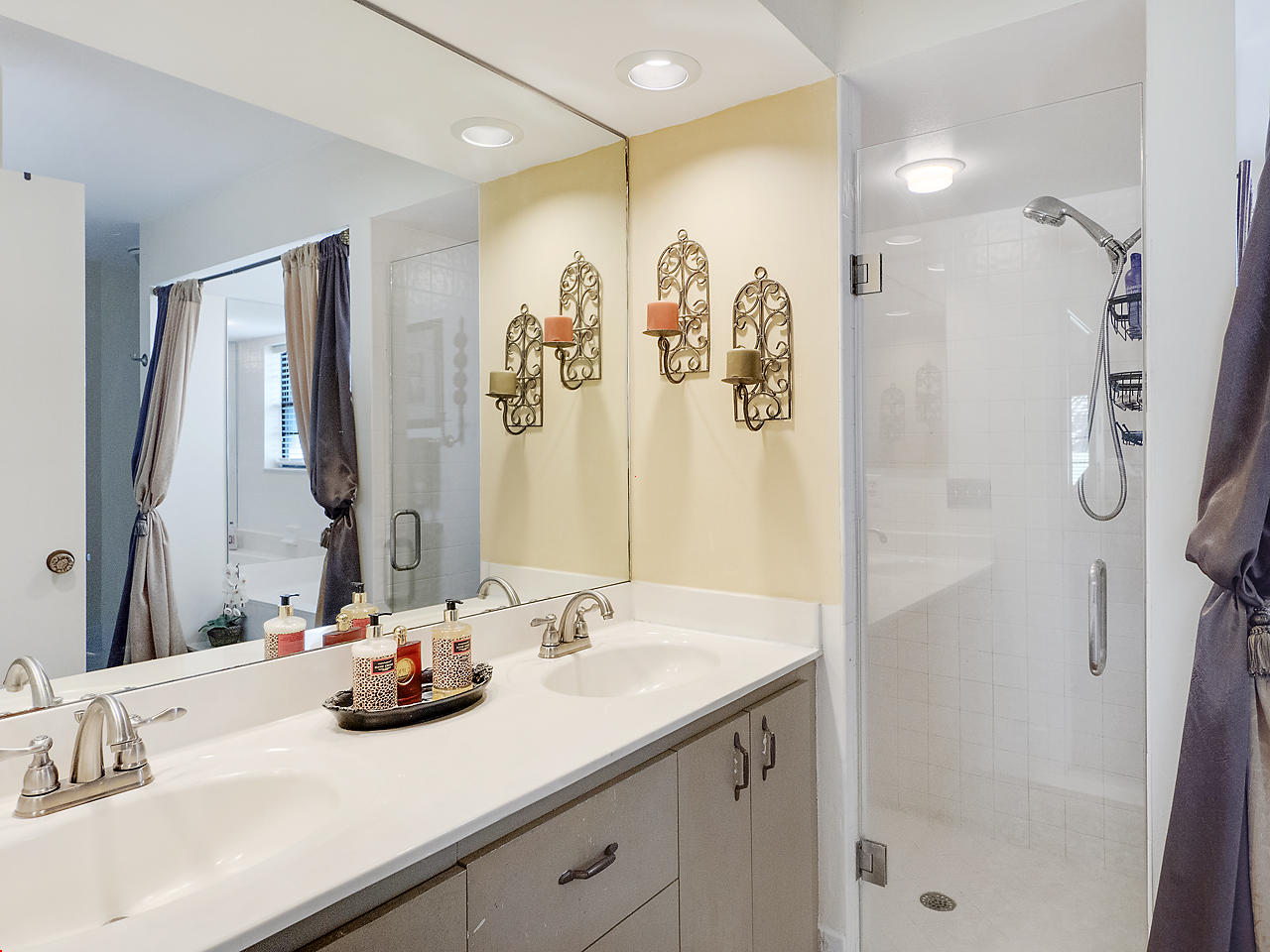 8614 Eagle Run Drive Boca Raton, FL 33434 - Photo 12 of 20 Master Bath!