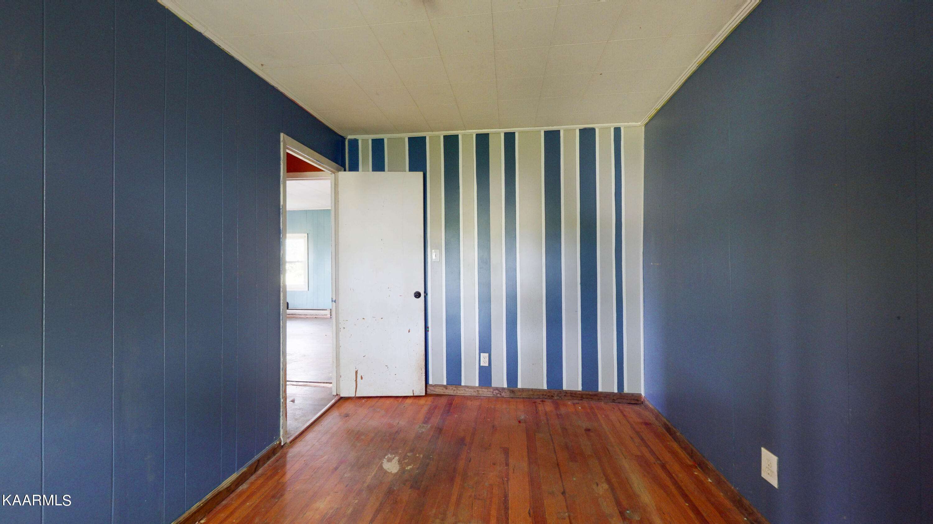 145 Robby Lane Harrogate, TN 37752 - Photo 14 of 17 145-Robby-Ln-05062022_171849