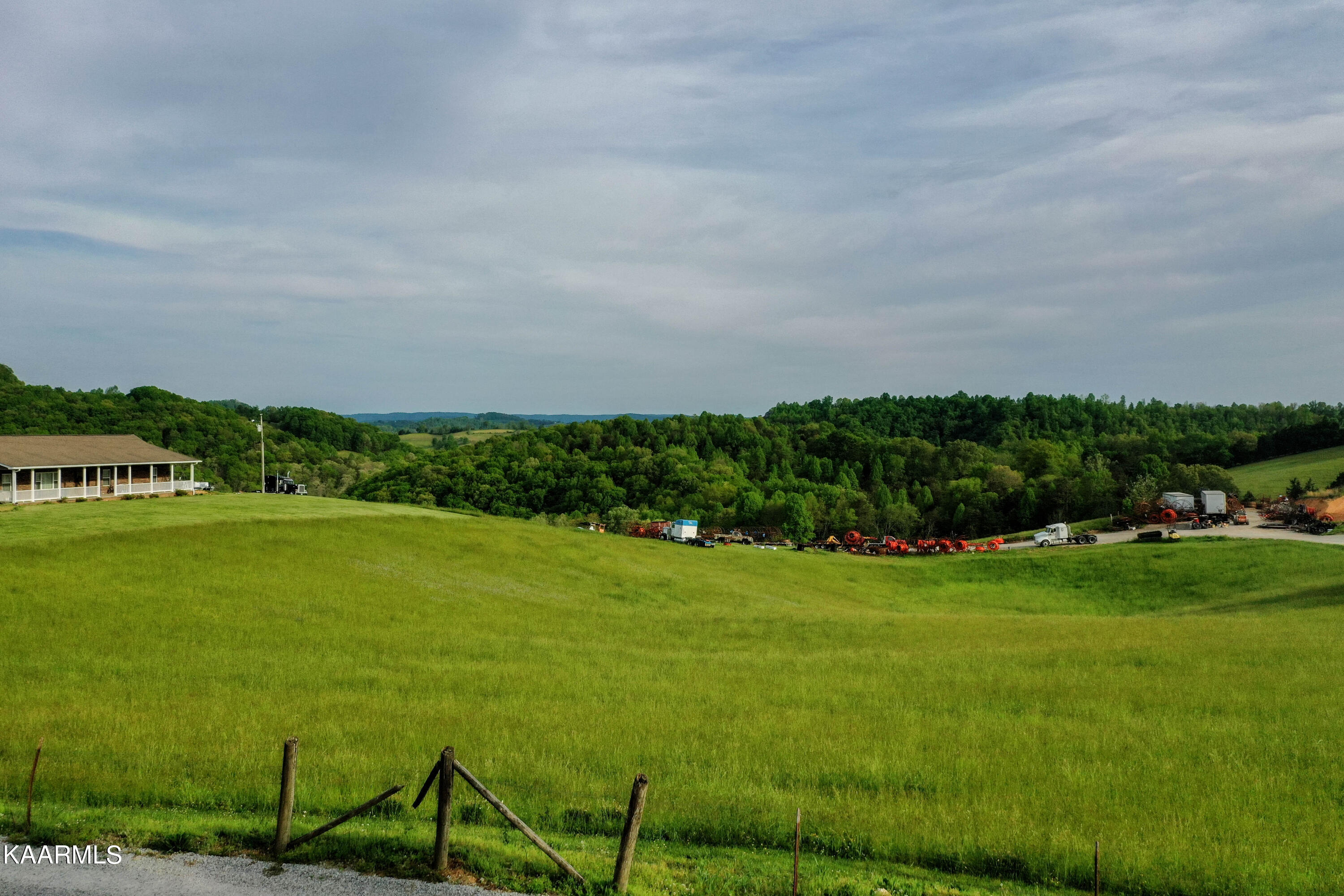145 Robby Lane Harrogate, TN 37752 - Photo 4 of 17 DJI_0575-2