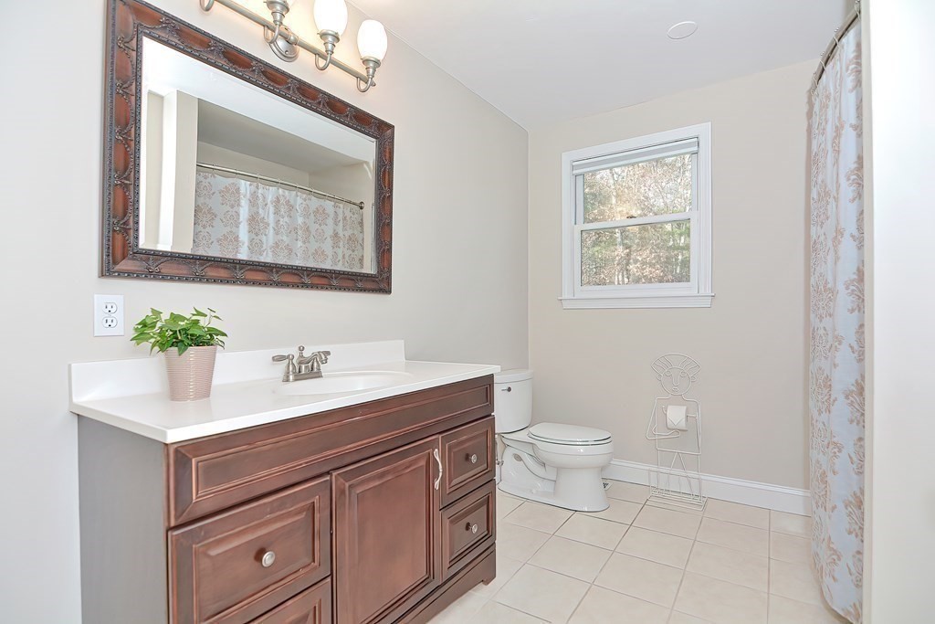 115 Chestnut Street Upton, MA 01568 - Photo 23 of 42 Gallery Image 23
