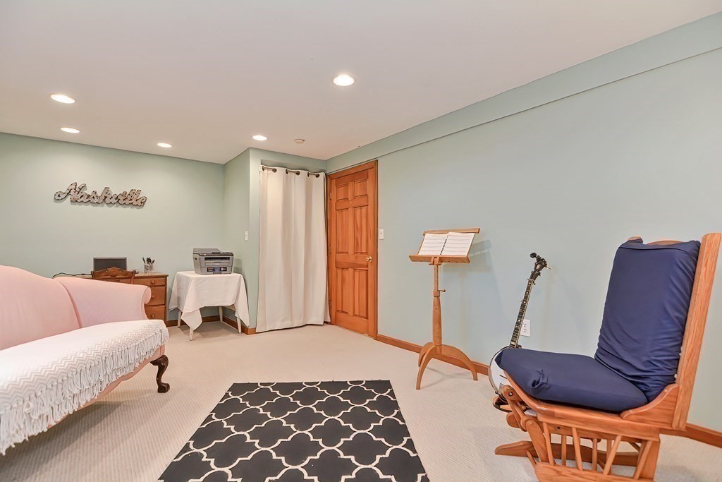 115 Chestnut Street Upton, MA 01568 - Photo 32 of 42 Gallery Image 32
