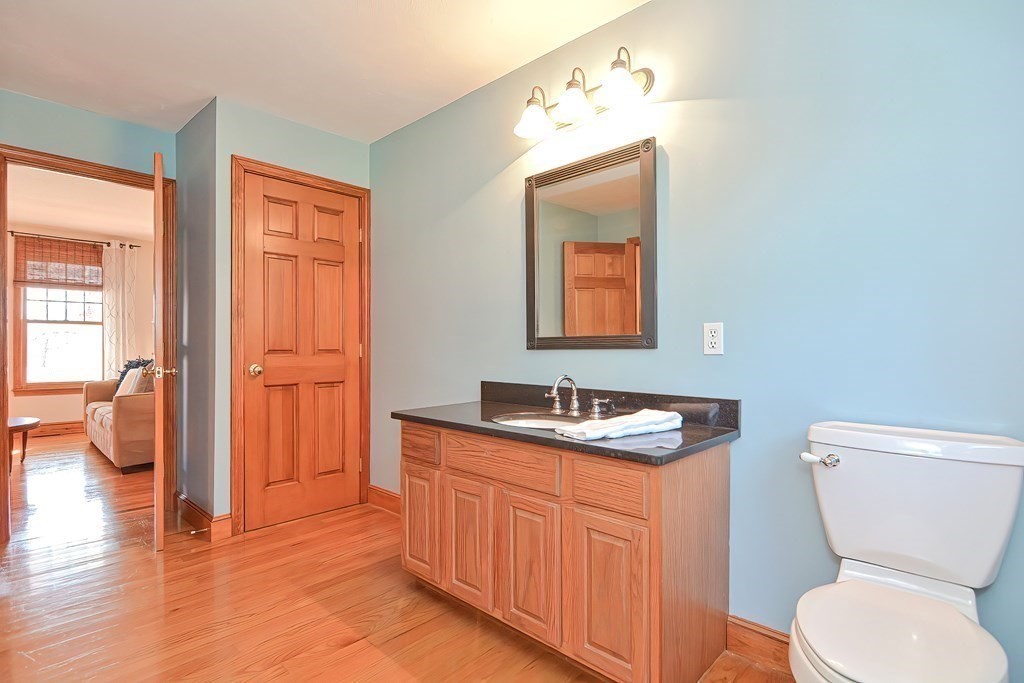 115 Chestnut Street Upton, MA 01568 - Photo 8 of 42 Gallery Image 8
