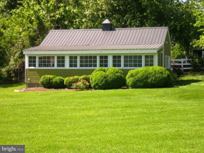 5951 Little Road Lothian, MD 20711 - Photo 22 of 25 Wood Working Shop and Pottery Studio