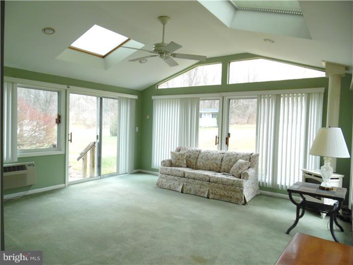 59 Duane Road Doylestown, PA 18901 - Photo 5 of 8