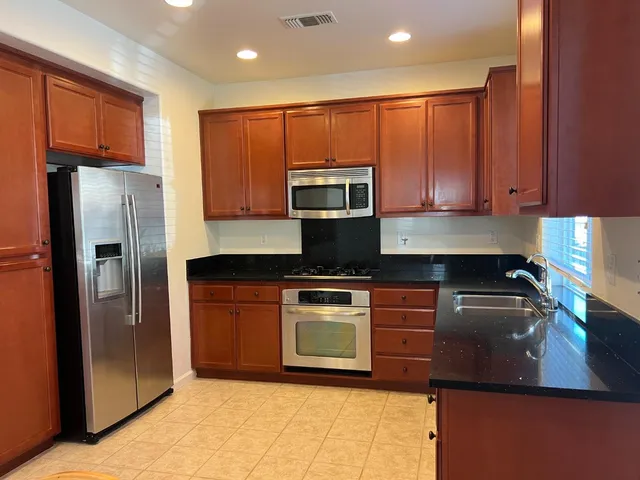 $649,000 | 1016 Sallie Lane, Tracy, CA 95376