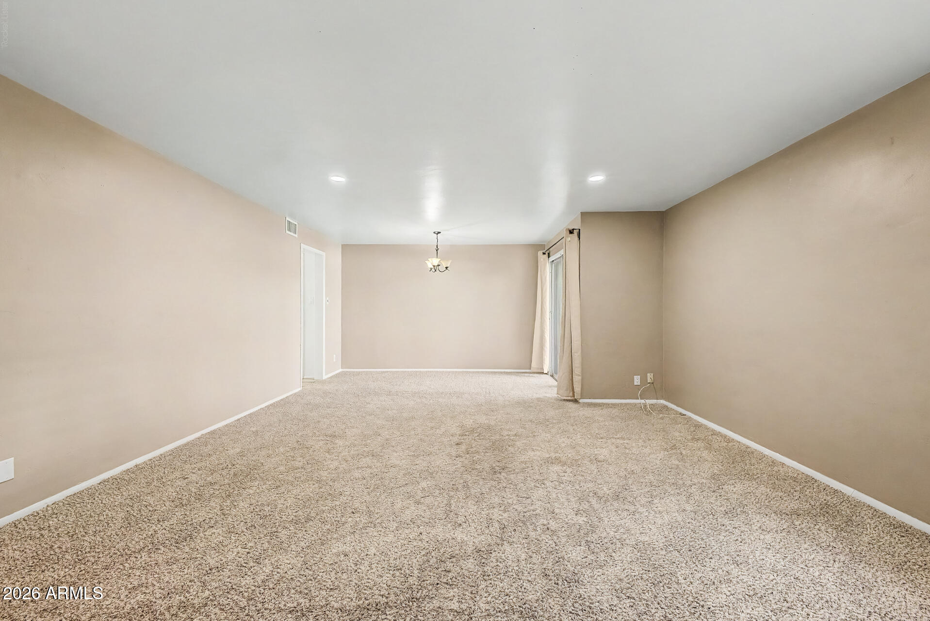 3270 East Camelback Road, Unit 114 Phoenix, AZ 85018 - Photo 10 of 31 Great Room and Dining