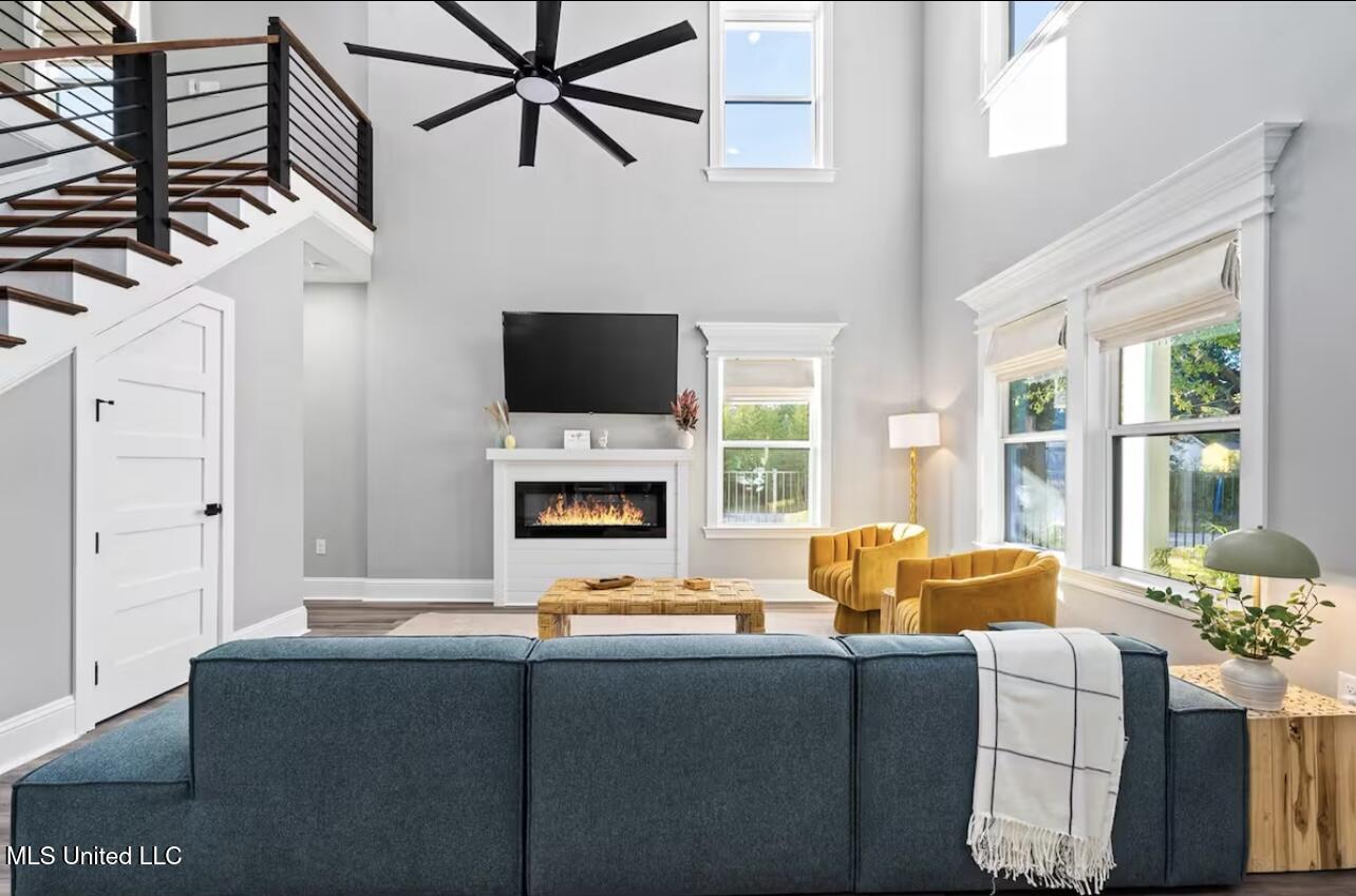 435 3rd Street Gulfport, MS 39501 - Photo 3 of 30 IMG_0806