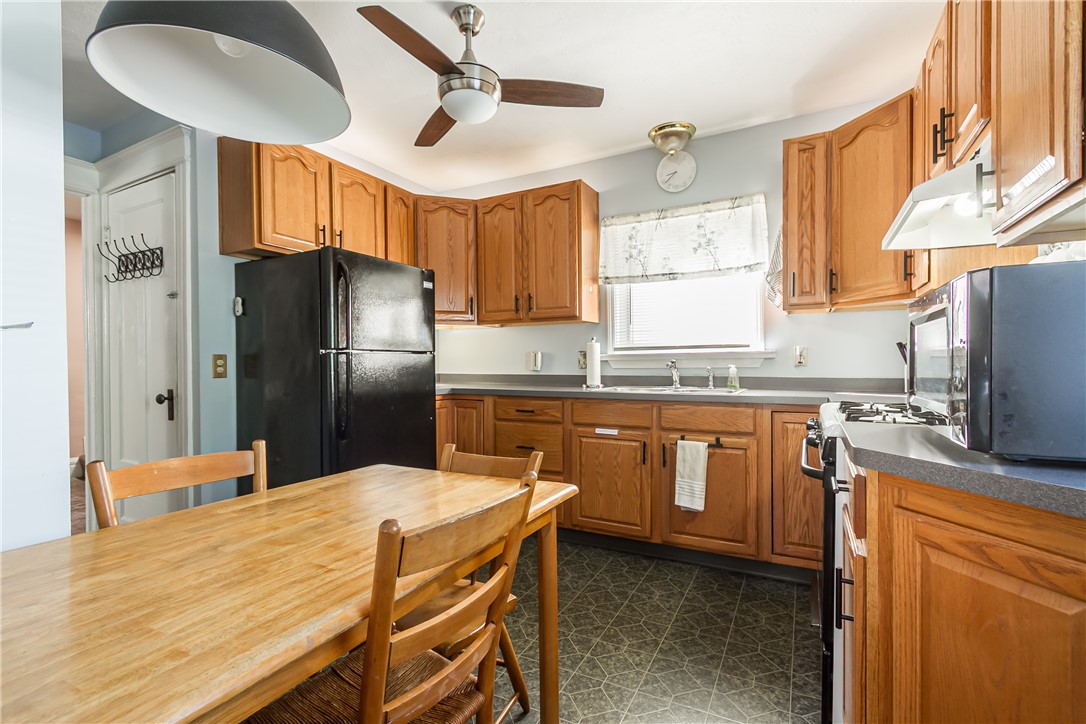 175 Curlew Street Rochester, NY 14613 - Photo 15 of 35 BEAUTIFUL WOOD CABINETRY