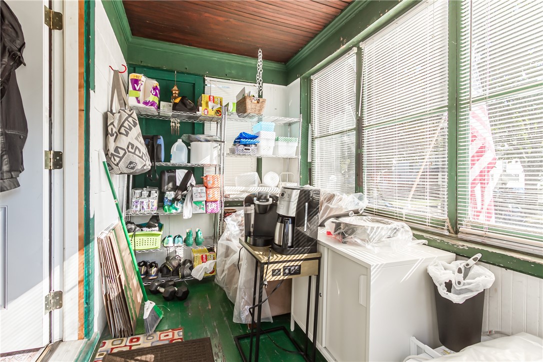 175 Curlew Street Rochester, NY 14613 - Photo 27 of 35 ENCLOSED FRONT PORCH