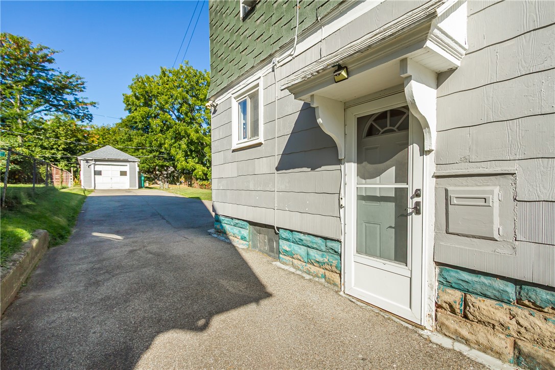 175 Curlew Street Rochester, NY 14613 - Photo 28 of 35