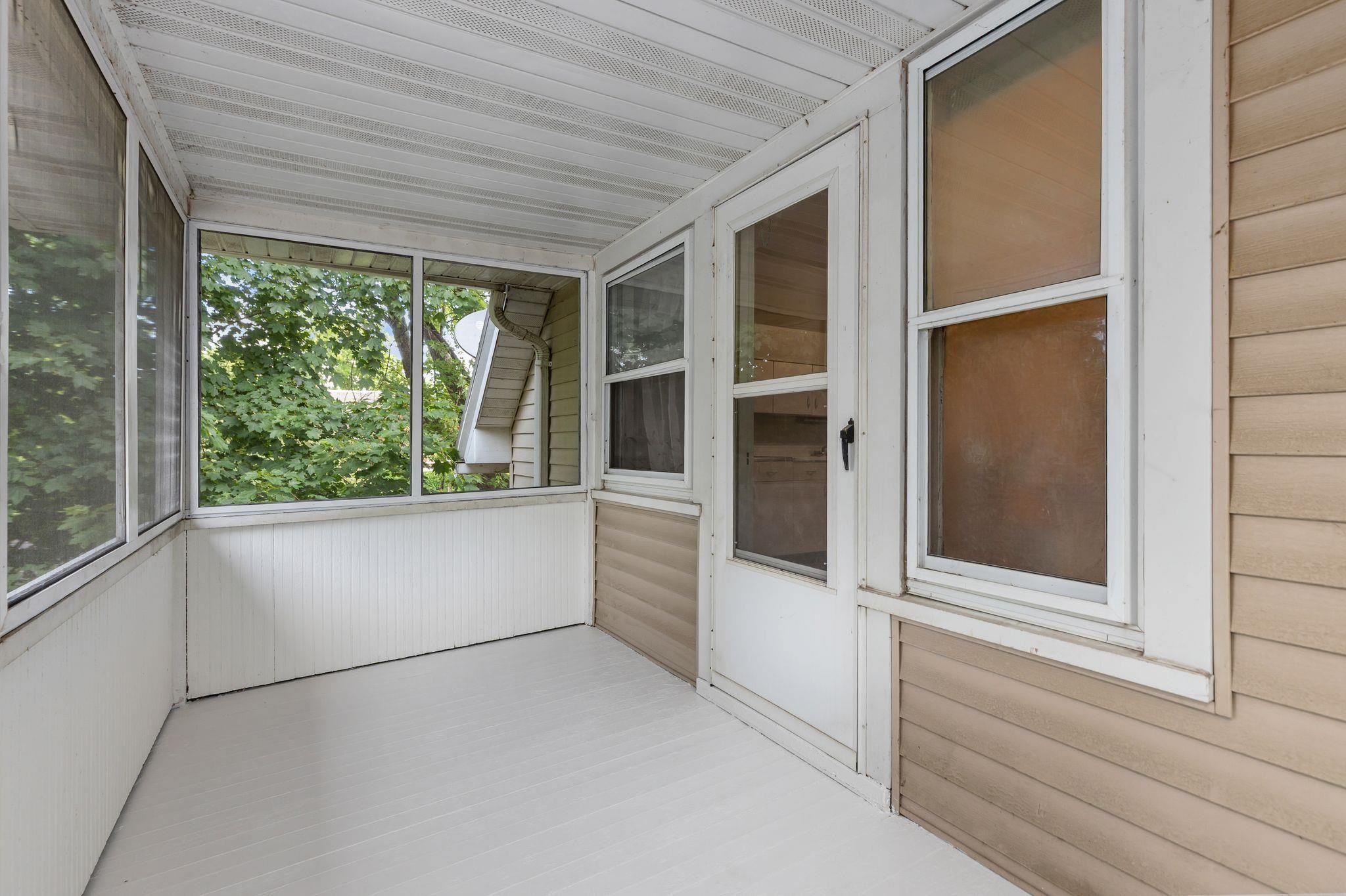719 South State Street Appleton, WI 54911 - Photo 37 of 68