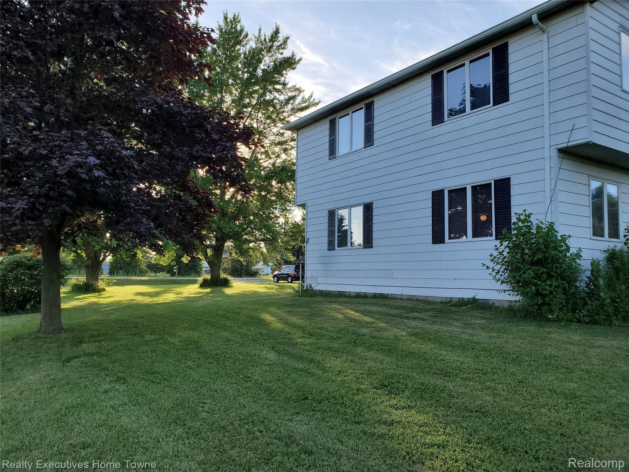 7864 Wildcat Road Jeddo, MI 48032 - Photo 3 of 39 282.jpg