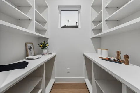 $1,450,000 | 107 East 24th Street, Houston, TX 77008