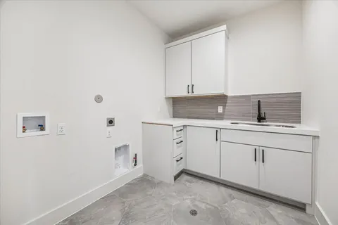 $1,484,000 | 107 East 24th Street, Houston, TX 77008