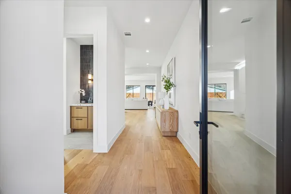 $1,450,000 | 107 East 24th Street, Houston, TX 77008