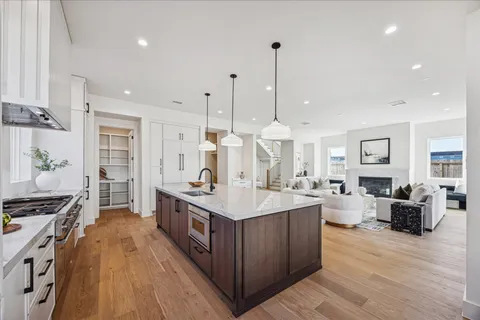 $1,484,000 | 107 East 24th Street, Houston, TX 77008