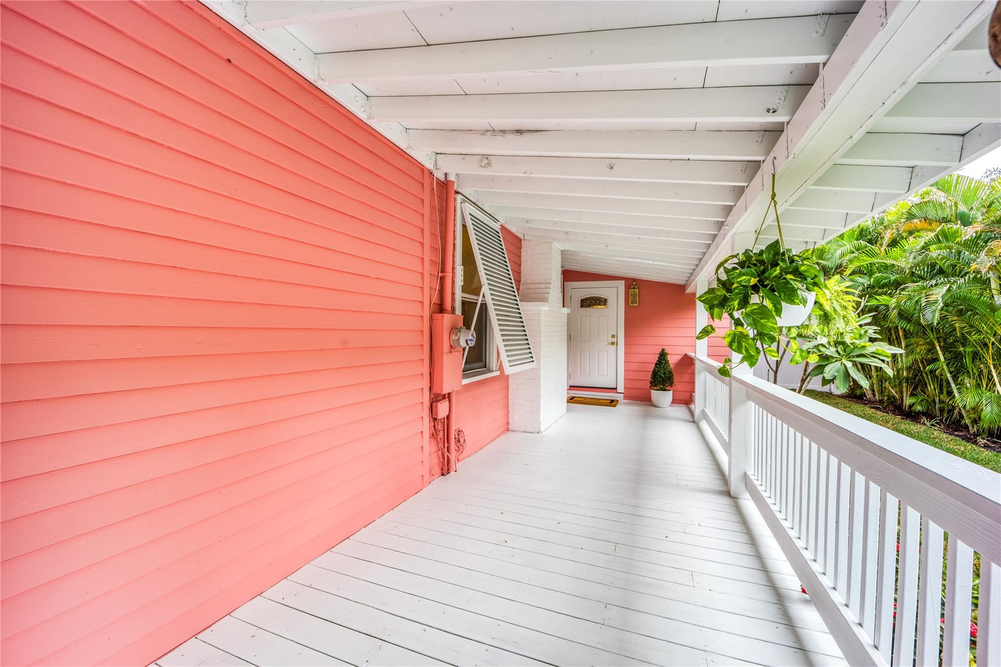 645 Southwest Cleveland Avenue Stuart, FL 34994 - Photo 5 of 57 Photo 5