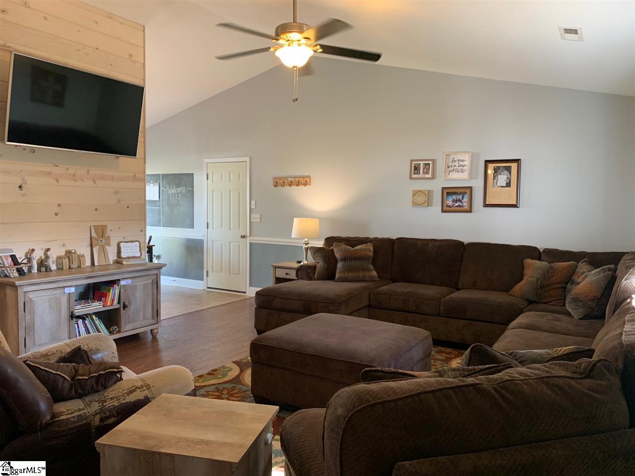 105 Farms Bridge Road Inman, SC 29349 - Photo 9 of 30