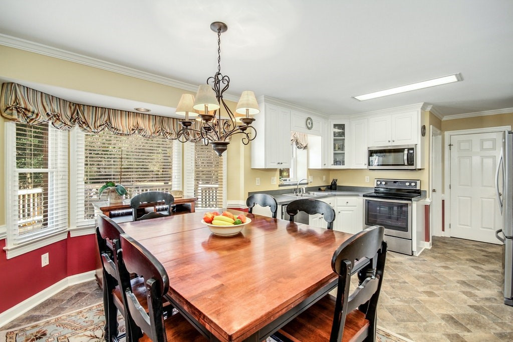 1287 Cole Road Clayton, NC 27520 - Photo 8 of 32 Gallery Image 8