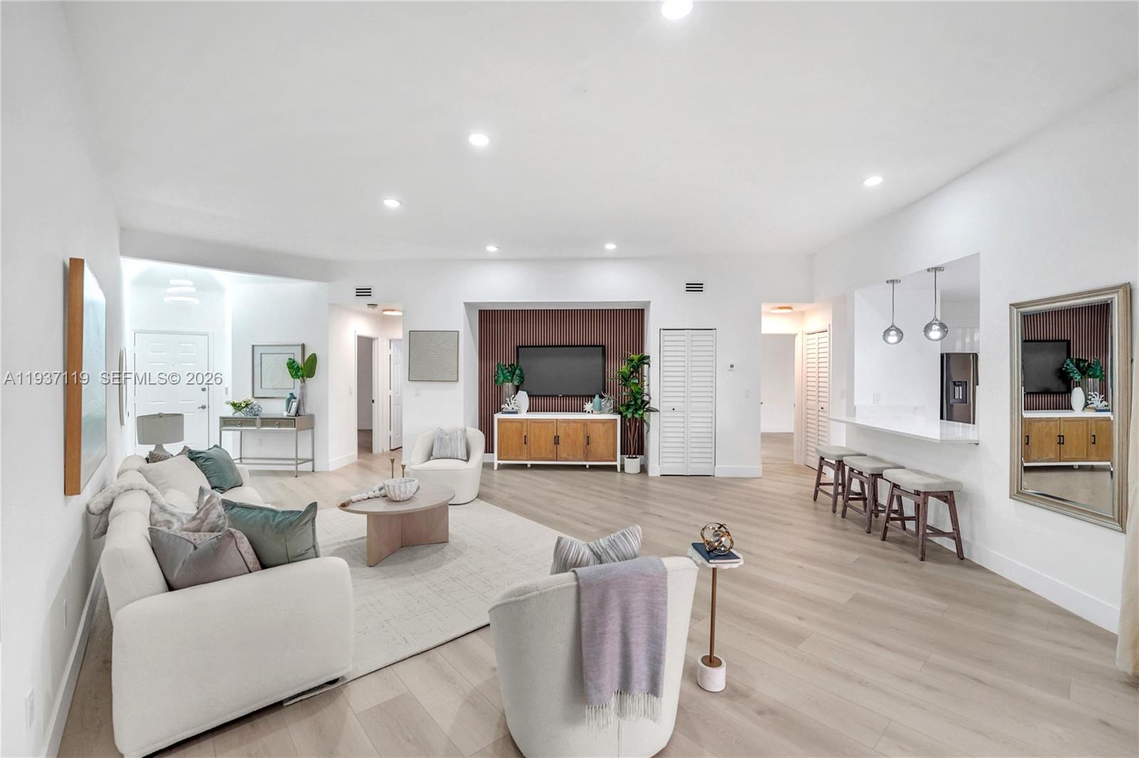 7472 La Paz Boulevard, Unit 306 Boca Raton, FL 33433 - Photo 1 of 59