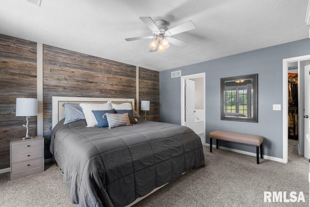 2086 Ashford Road Bettendorf, IA 52722 - Photo 34 of 55 Gallery Image 34