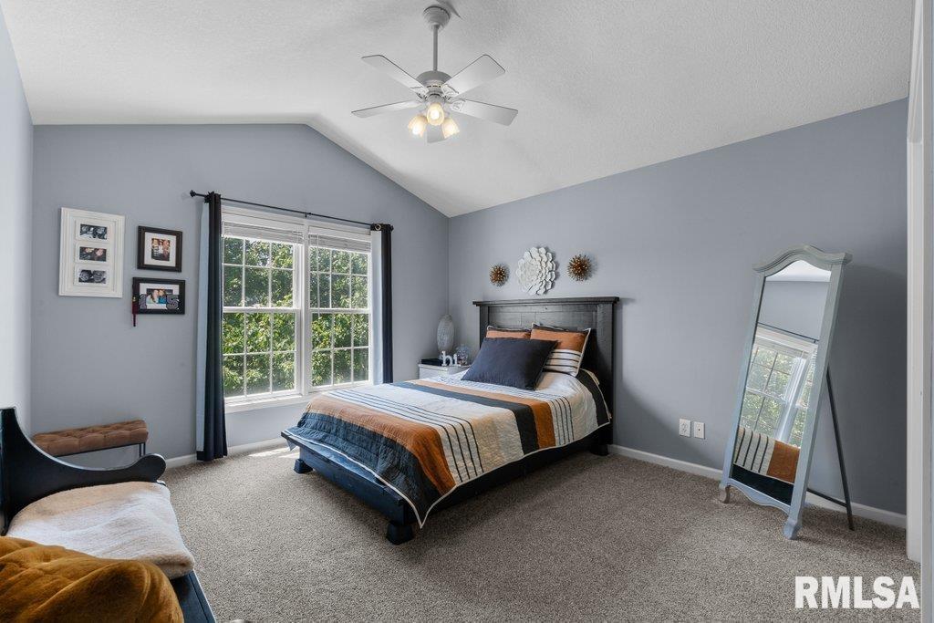 2086 Ashford Road Bettendorf, IA 52722 - Photo 44 of 55 Gallery Image 44