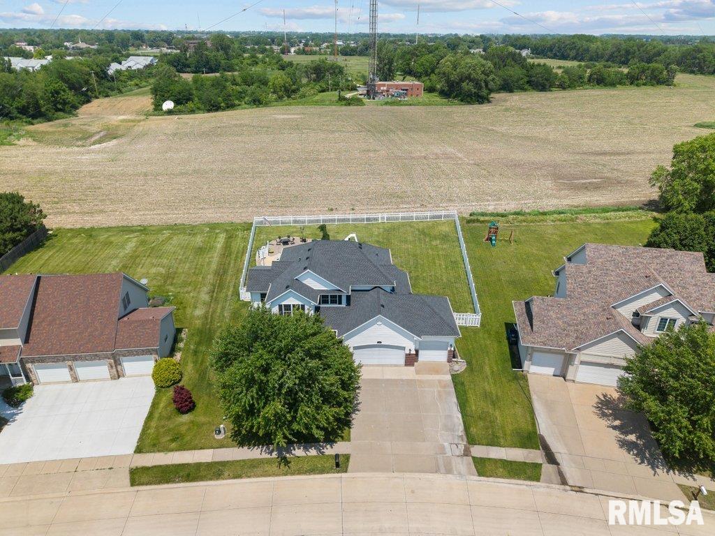 2086 Ashford Road Bettendorf, IA 52722 - Photo 55 of 55 Gallery Image 55