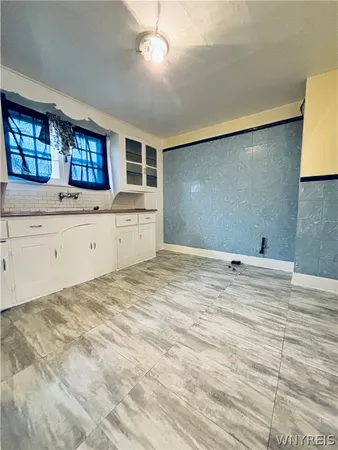 $1,100 | 297 Davidson Avenue, Buffalo, NY 14215