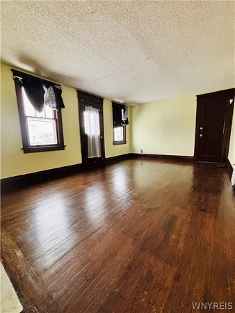 $1,100 | 297 Davidson Avenue, Buffalo, NY 14215