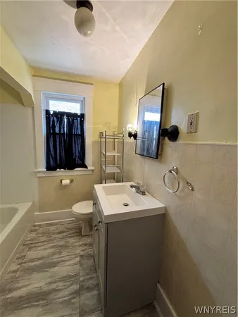 $1,100 | 297 Davidson Avenue, Buffalo, NY 14215