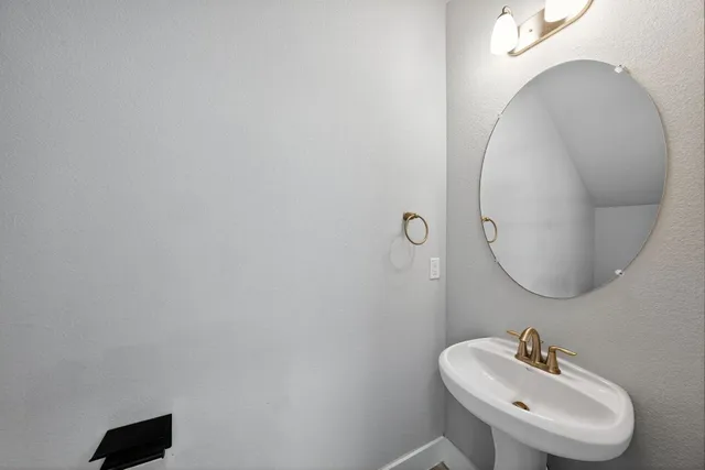 $2,345 | 7403 Brynner Street, Unit 59, Austin, TX 78745