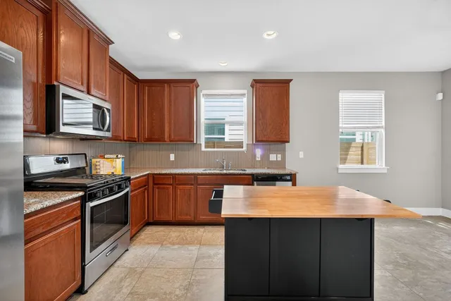 $2,345 | 7403 Brynner Street, Unit 59, Austin, TX 78745