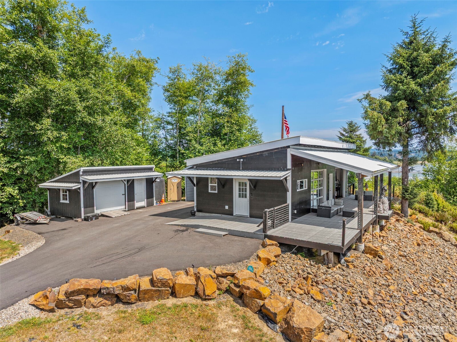 640 Oneida Road Naselle, WA 98638 - Photo 3 of 36 Gallery Image 3