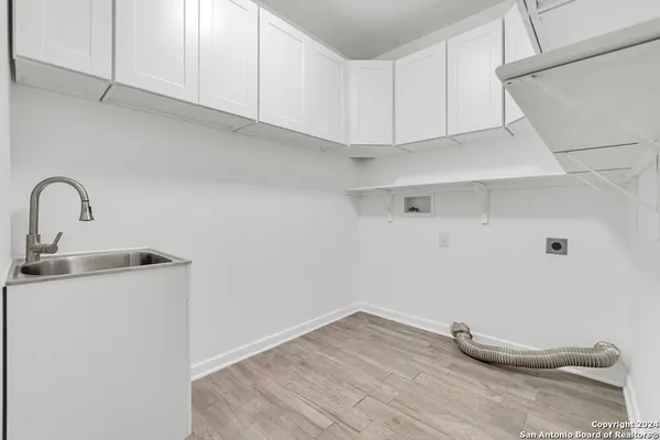 $5,200 | 1303 Summerfield, San Antonio, TX 78258