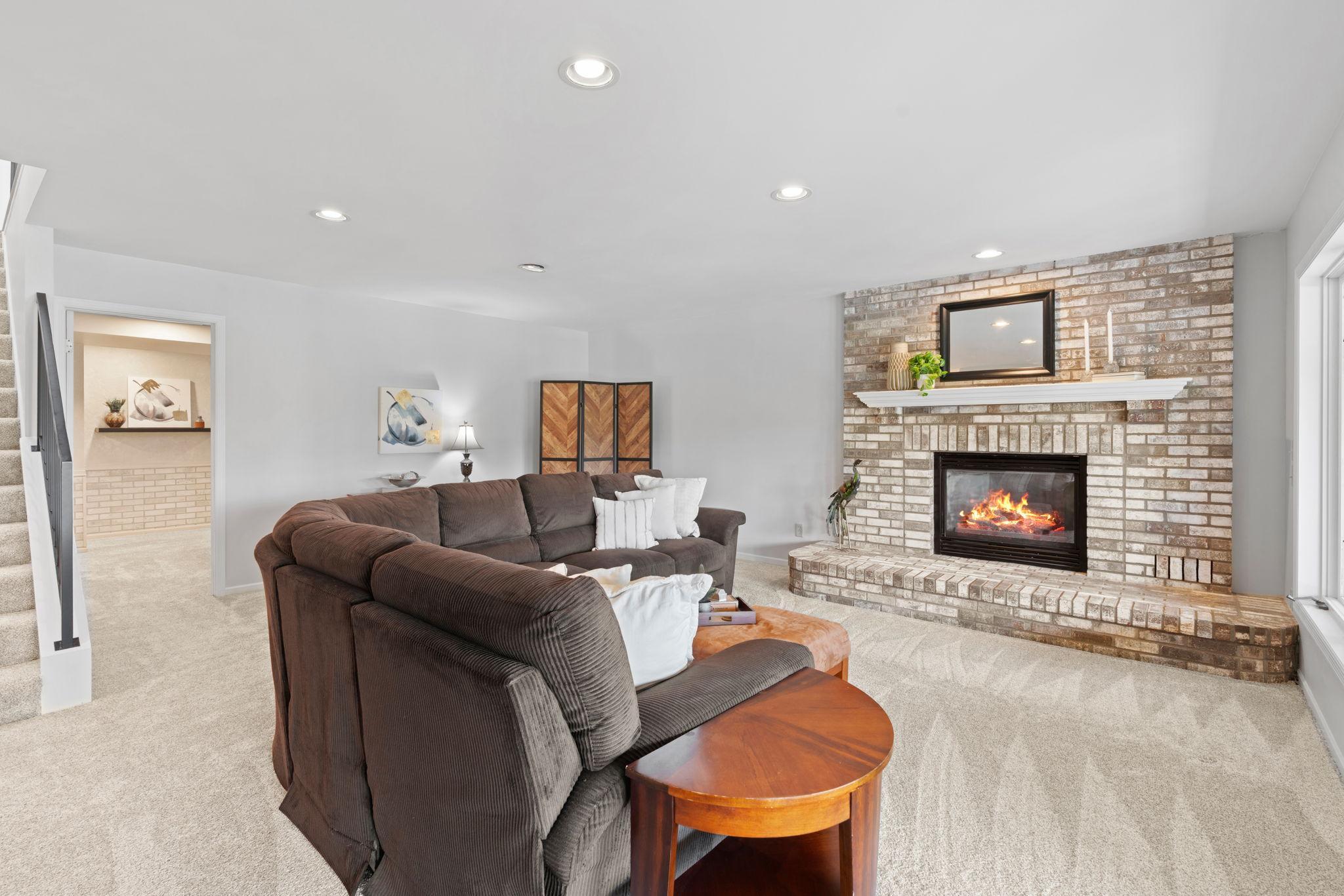 5465 Gideons Lane Excelsior, MN 55331 - Photo 23 of 34