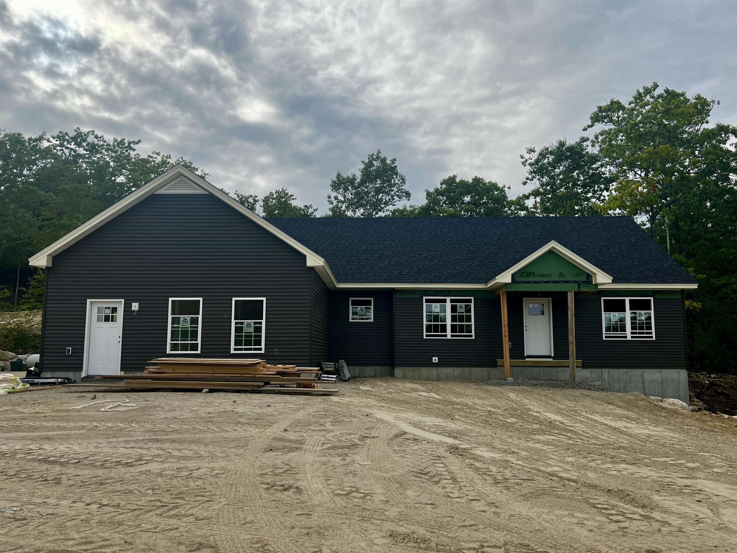 16 Fallon Way Alton, NH 03809 - Photo 1 of 31 Gallery Image 1